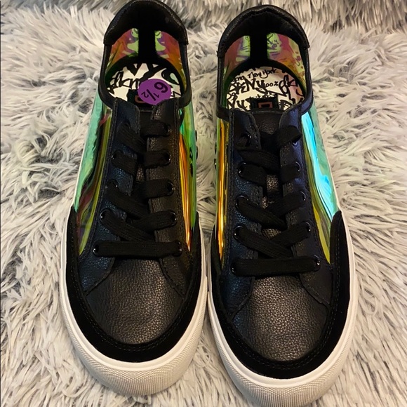 Shoes - Picture 2 of 2